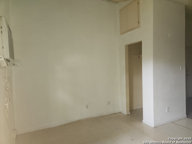 823 Venice Property Photo 5