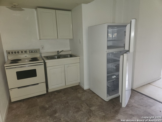 823 Venice Property Photo 7