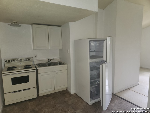 823 Venice Property Photo 8