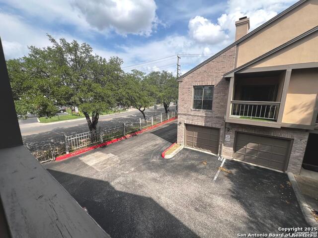 11839 Parliament Property Photo 1