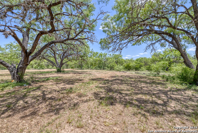 405 Ridge Loop Property Photo 1