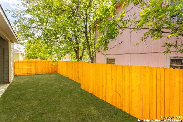 507 Hudson St Property Photo 31