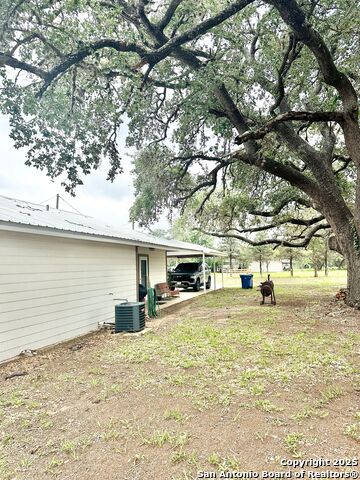 1005 Commerce St Property Photo 31