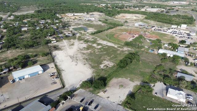 99 Balle St Property Photo 3