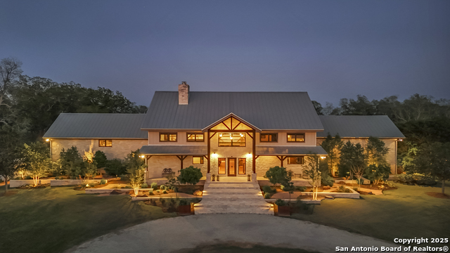 1000 River Trace Property Photo 1