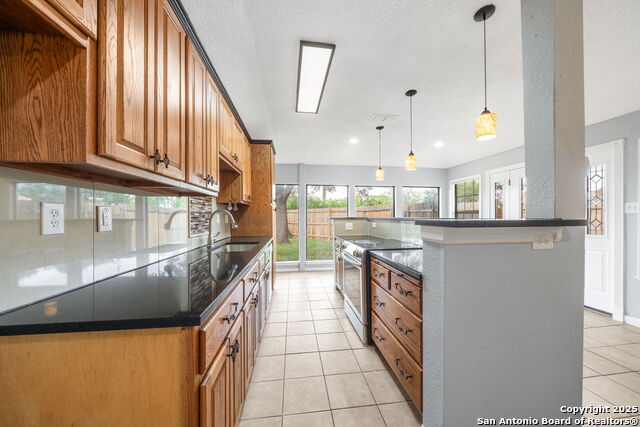 8255 Misty Willow Property Photo 7