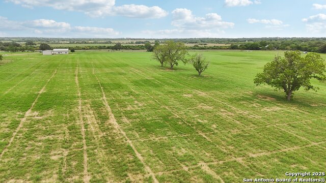 12885 La Vernia Rd Property Photo 7