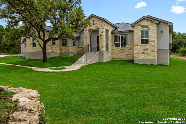14033 William Blazeby Property Photo 1