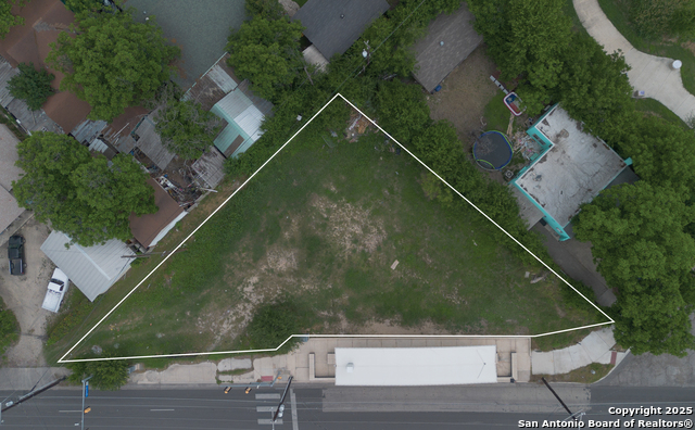 1402 W Huisache Property Photo 1