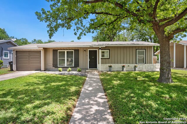 3003 Shady Springs Property Photo