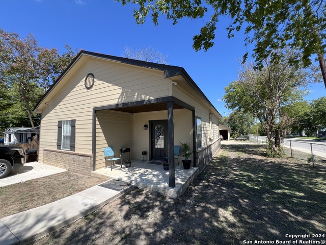 235 Gray St Property Photo