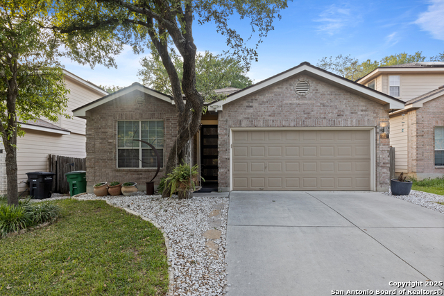 5527 Arcadia Park Property Photo 1