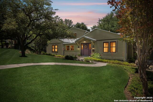261 Fair Oaks Property Photo 1