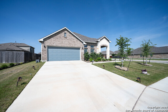4919 Village Park Property Photo