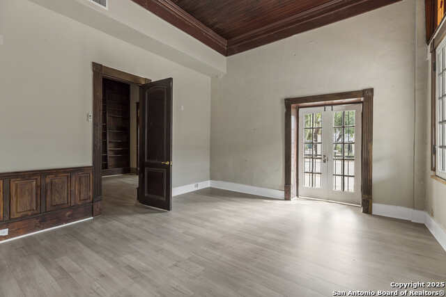 2024 S Flores Property Photo 6