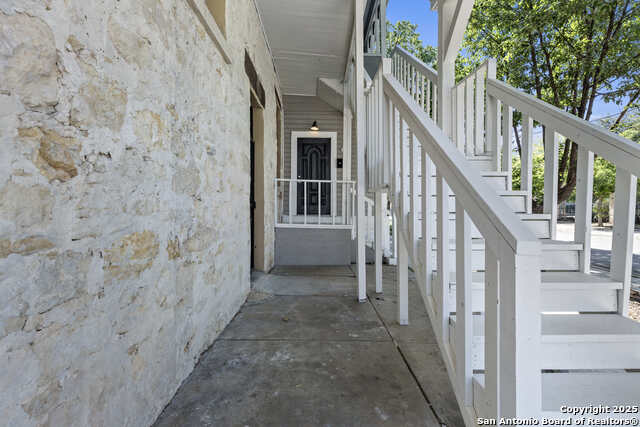 2024 S Flores Property Photo 13