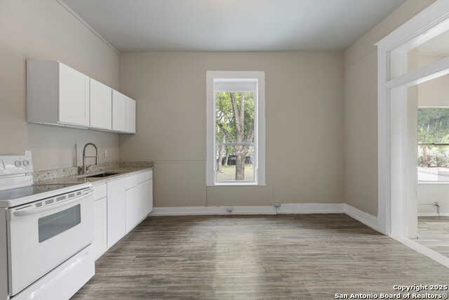 2024 S Flores Property Photo 18