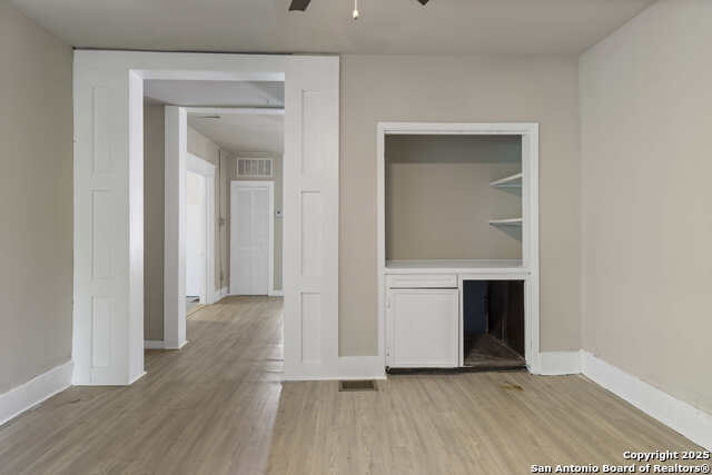 2024 S Flores Property Photo 23