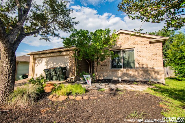 1319 Belmont Property Photo 1