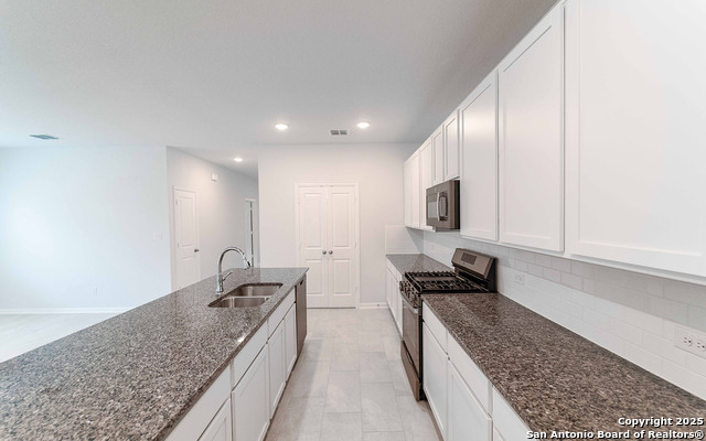 6726 Velma Path Property Photo 7