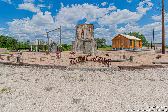 7580 Fm 1144 Property Photo 1