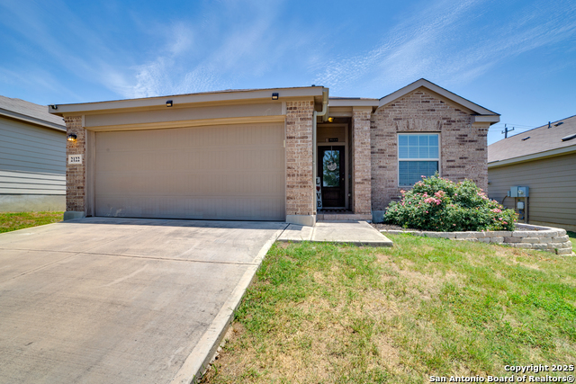 2122 Marbach Woods Property Photo 1