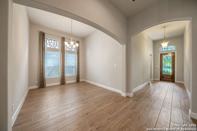 5847 Sweetwater Way Property Photo 5