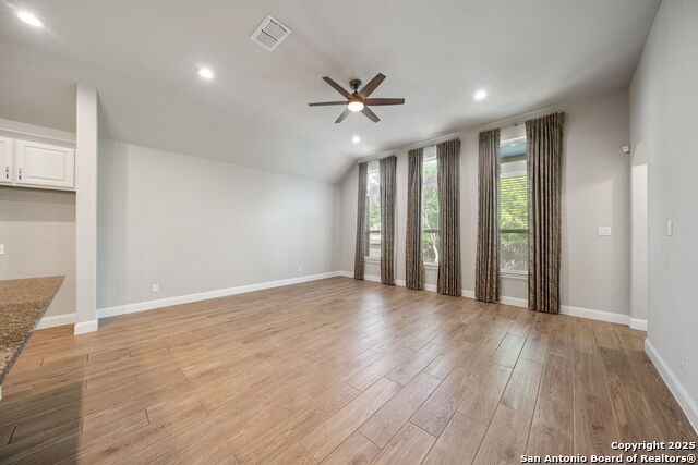 5847 Sweetwater Way Property Photo 9
