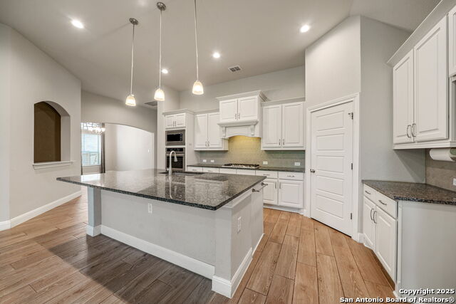 5847 Sweetwater Way Property Photo 18