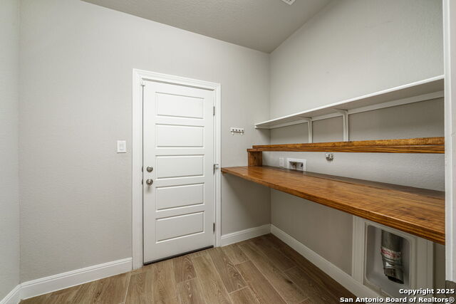 5847 Sweetwater Way Property Photo 32