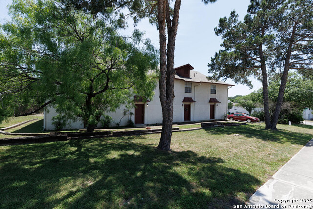 554 Dukeway Property Photo 5