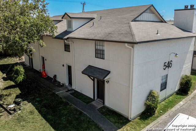 546 Dukeway Property Photo 1