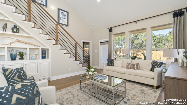 4207 Colina Crest Property Photo 1