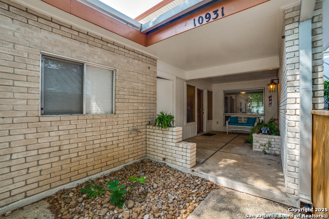 10931 Whisper Valley Property Photo 2