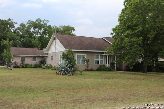 302 5th Property Photo 1