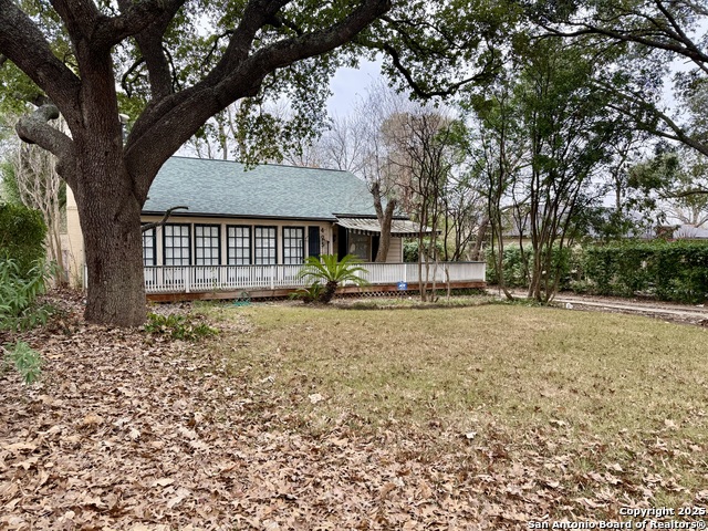 425 Canterbury Hill St Property Photo 1