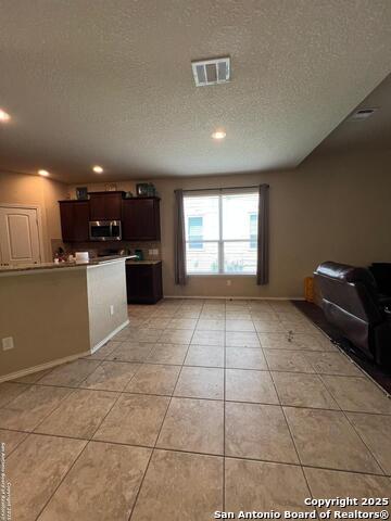 1227 Stable Glen Property Photo 6