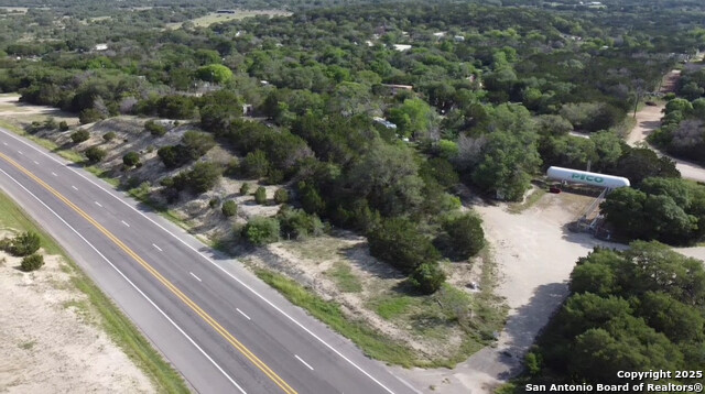 6964 State Highway 173 N Property Photo 3