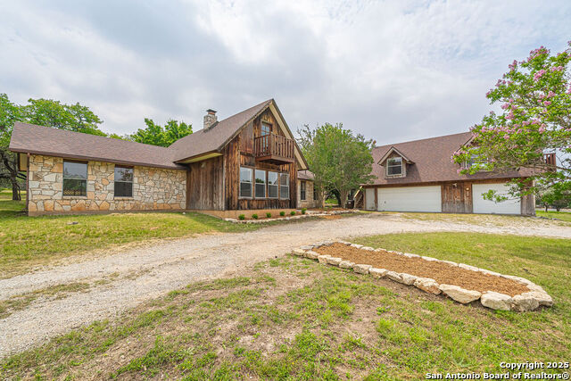 1 Carolyn Lane Property Photo