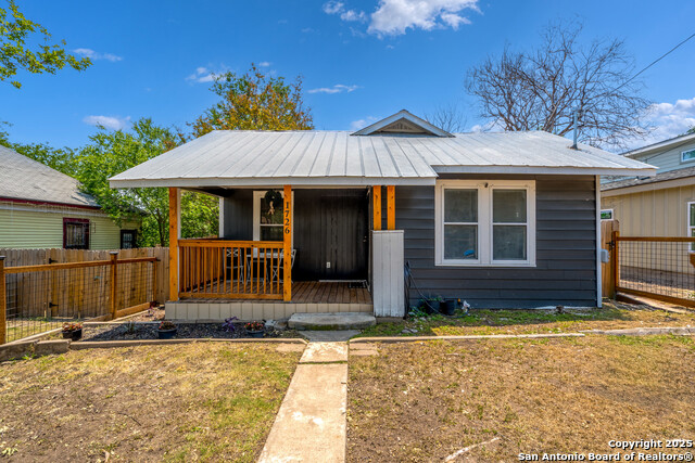 1726 Center Property Photo 1