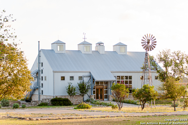 1213 Kott Rd Property Photo 2