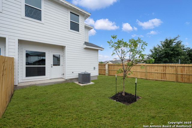 8627 Valentina Property Photo 19
