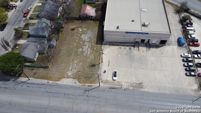 1018 S Frio St Property Photo 1