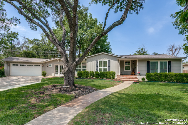 247 Brightwood Pl Property Photo 1