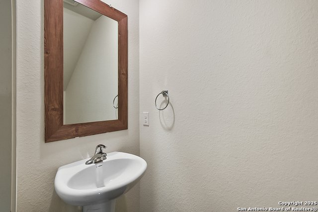 11860 Davalos Ln Property Photo 20
