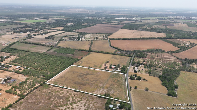 10945 Dillon Property Photo 3