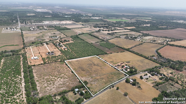 10945 Dillon Property Photo 4