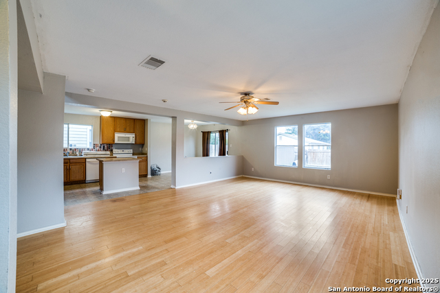 9843 Barhill Bay Property Photo 7