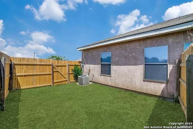 5827 Golf Property Photo 5