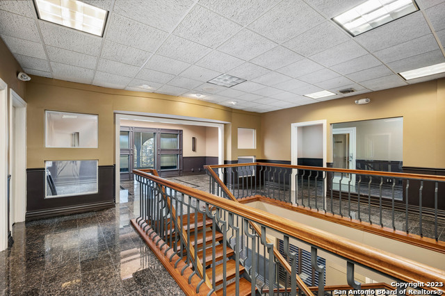 8100 Broadway Property Photo 7